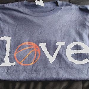 LOVE basketball t-shirt